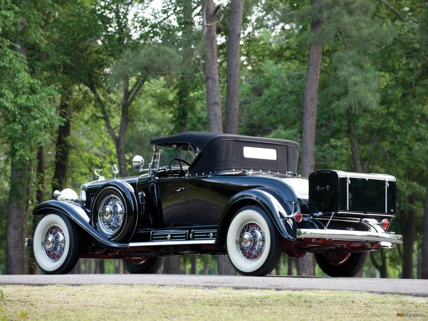 Cadillac v16 1930
