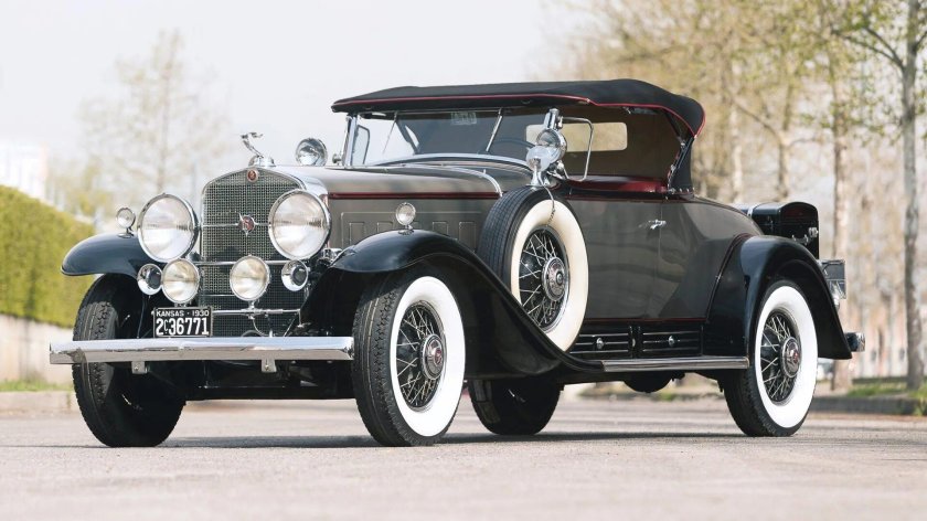Cadillac v16 1930 сзади