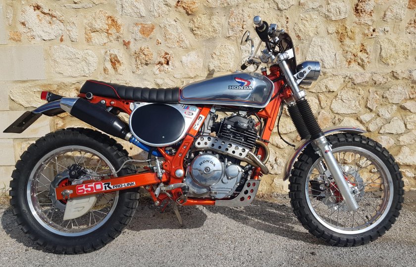 Honda NX 750