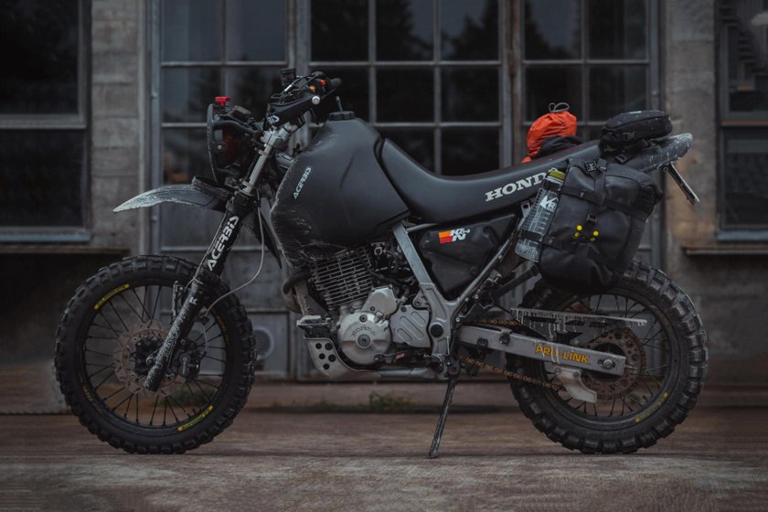 Honda nx650 Dominator