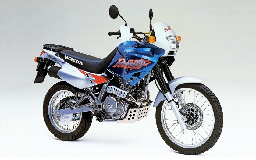 Honda nx650 Dominator
