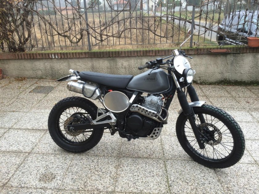 Honda NX 250 Dominator