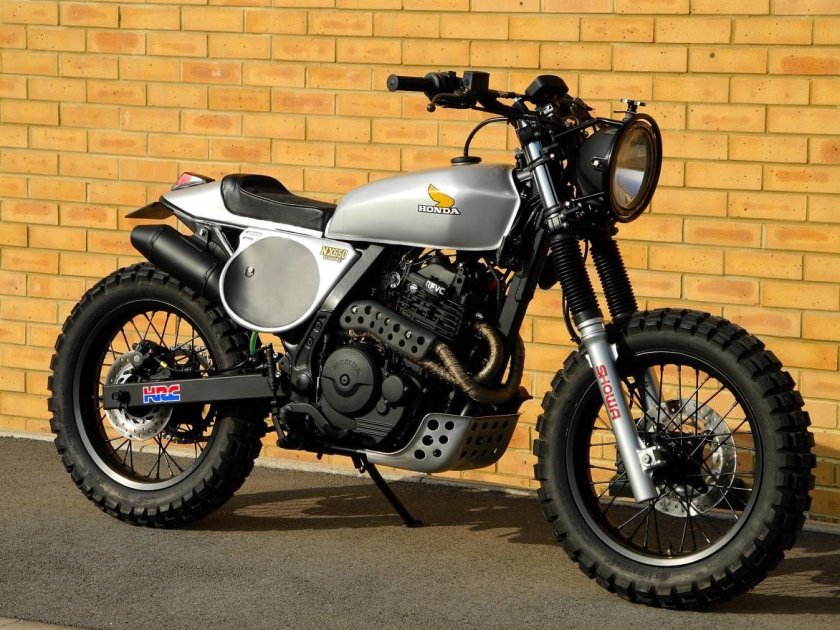 Honda Dominator 650 Scrambler