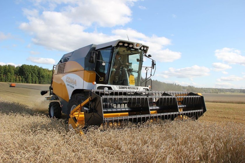 Комбайн Сампо Розенлев