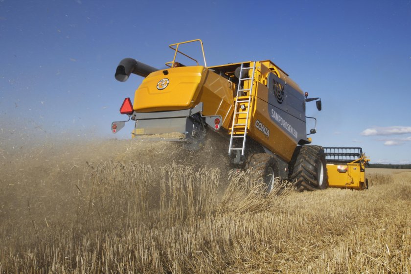 Sampo 130 комбайн