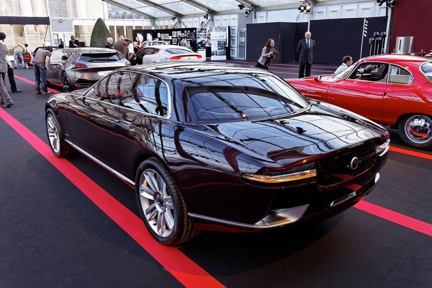 Bertone Jaguar b99