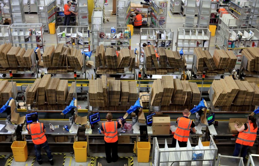 Склад Амазон упаковщик