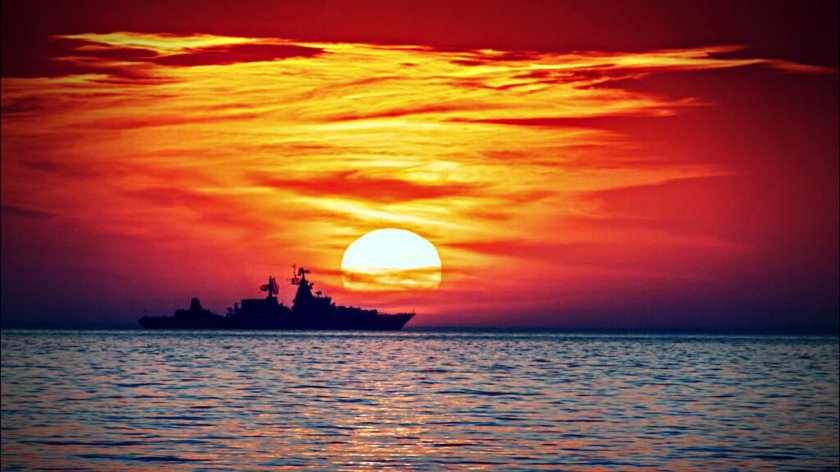 Закат над морем