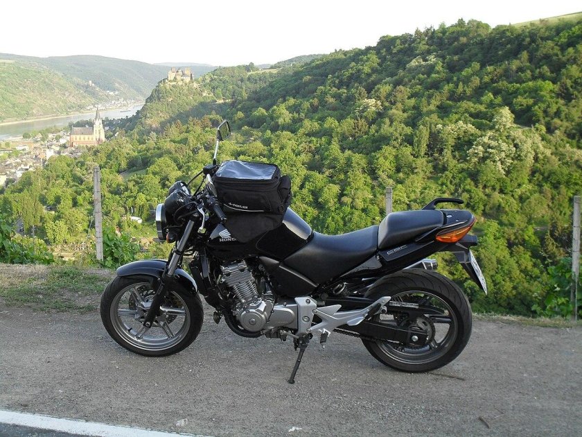 Honda CBF 500