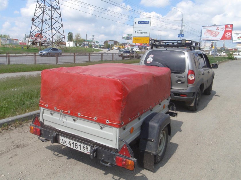 Прицеп легковой МАЗ-8162 Зубренок