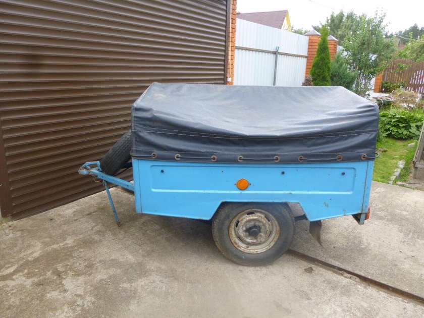 Легковой прицеп МАЗ 8114