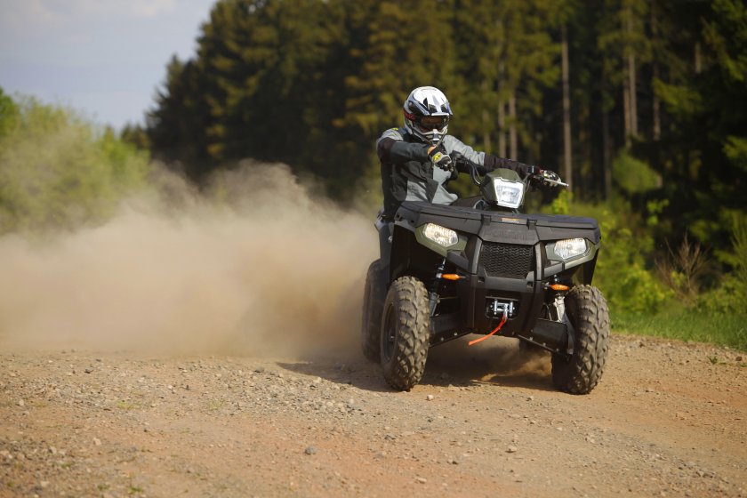 Гигантский внедорожник