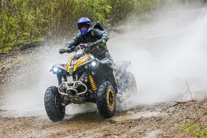 Гонки на квадроциклах