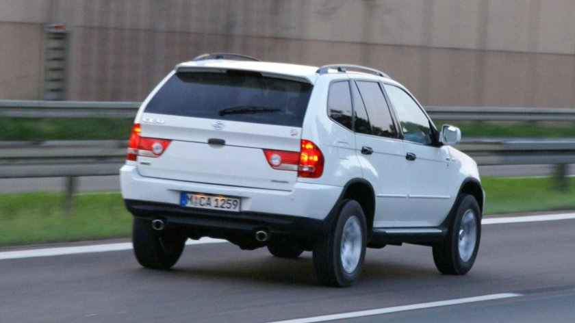 Shuanghuan SCEO BMW x5