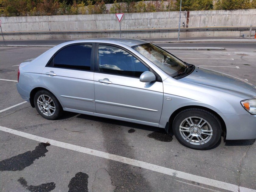 Киа Серато 2006 седан