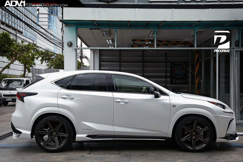Lexus NX 300