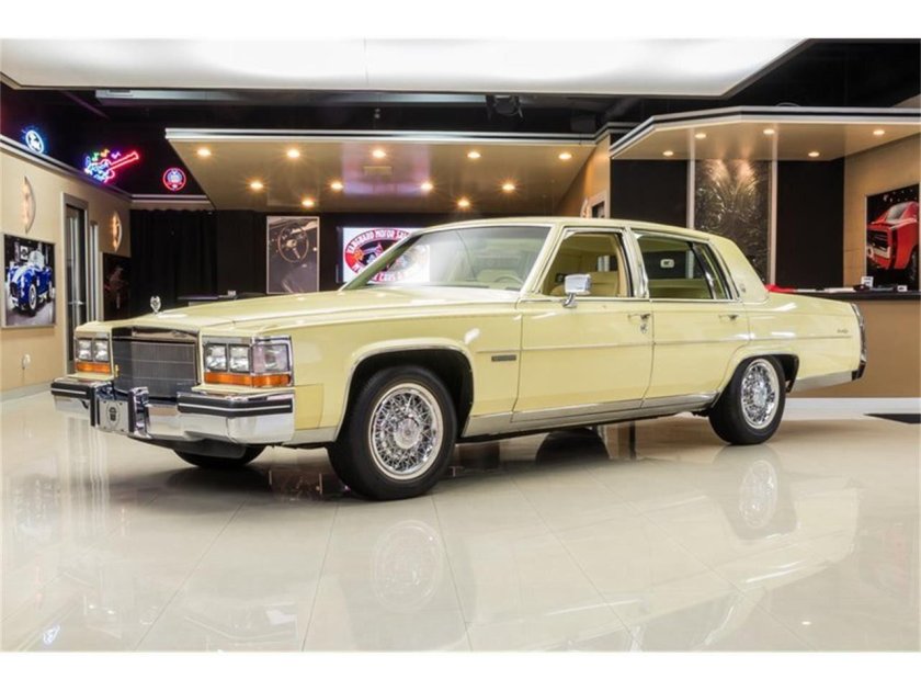 Cadillac Fleetwood 1982