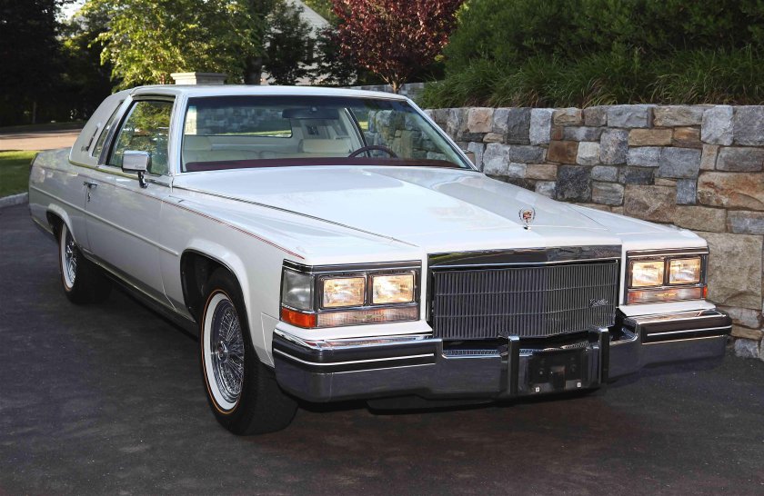 Cadillac Fleetwood Brougham