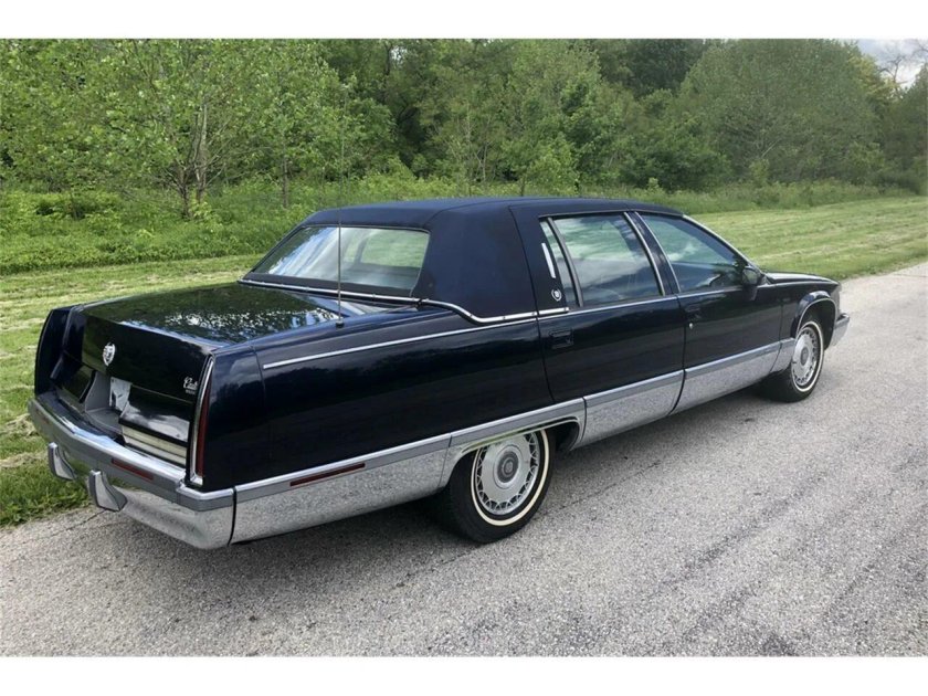 Cadillac Fleetwood Brougham 1993