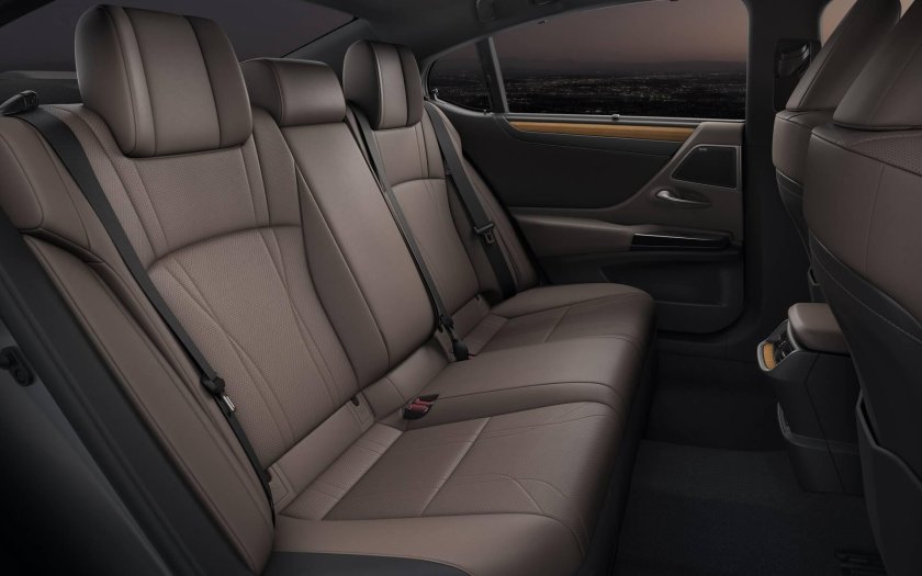 Lexus NX 2022 салон