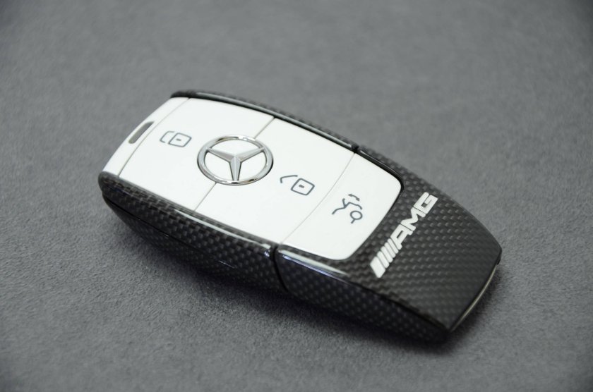 Ключ Мерседес 2020