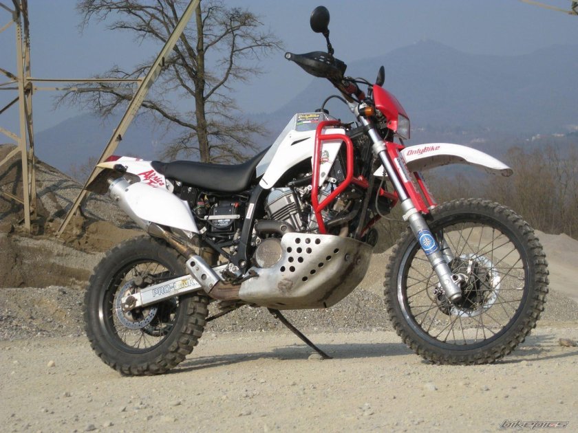 Honda XRV 650