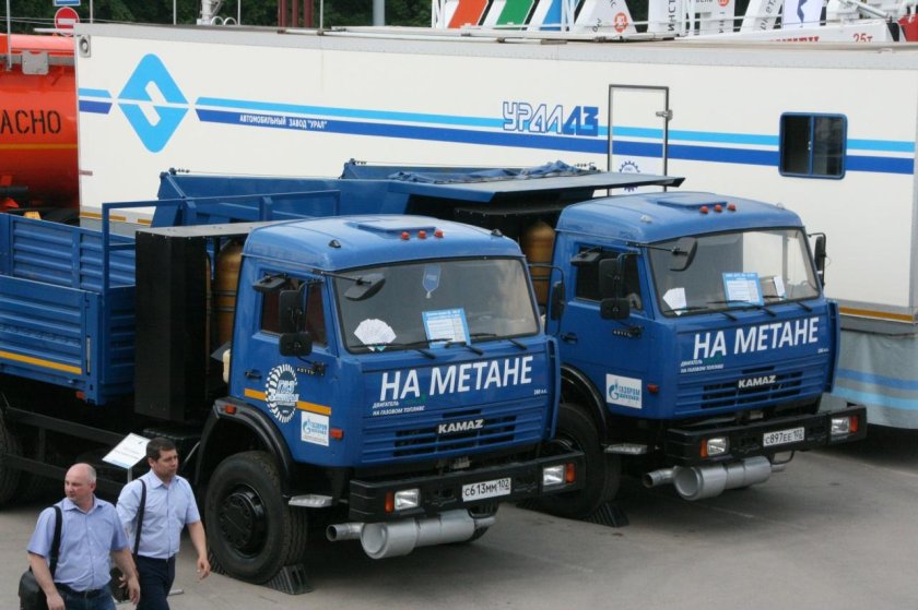 КАМАЗ 43118 метан