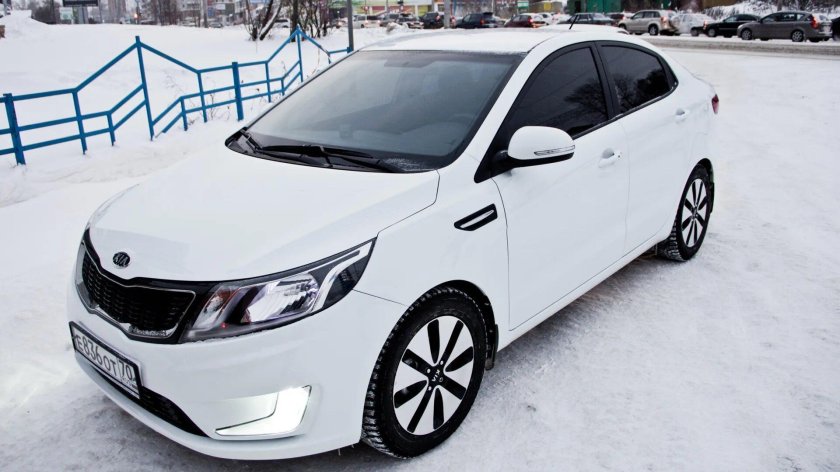 Kia Rio 3 белая