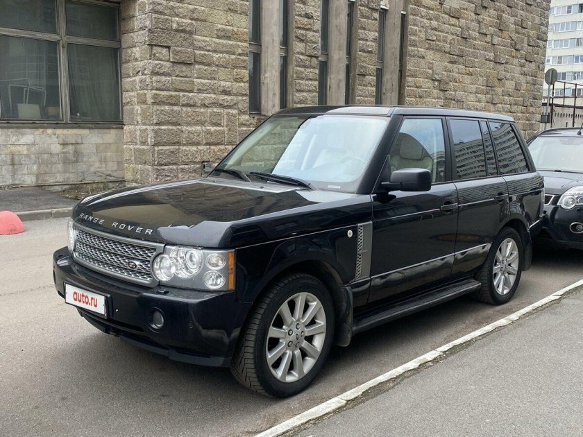 Ленд Ровер 2010 подножка