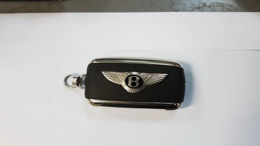 Ключ Бентли 2022