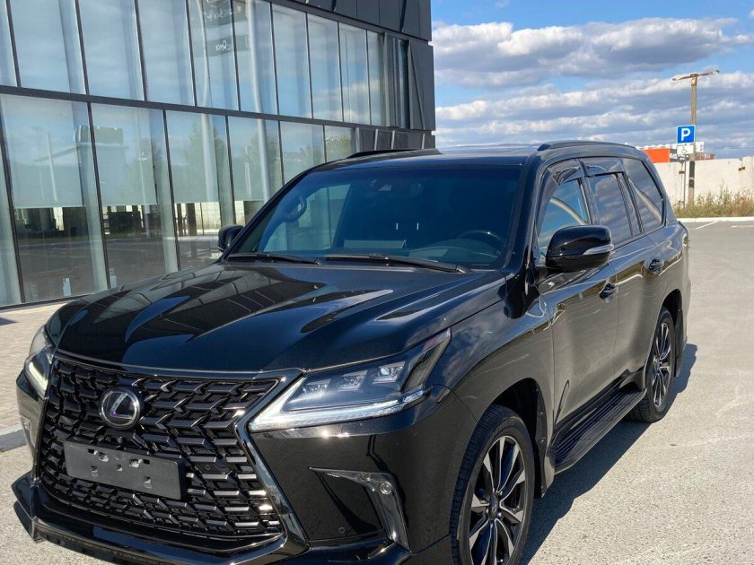 Лексус 570 2021 черный