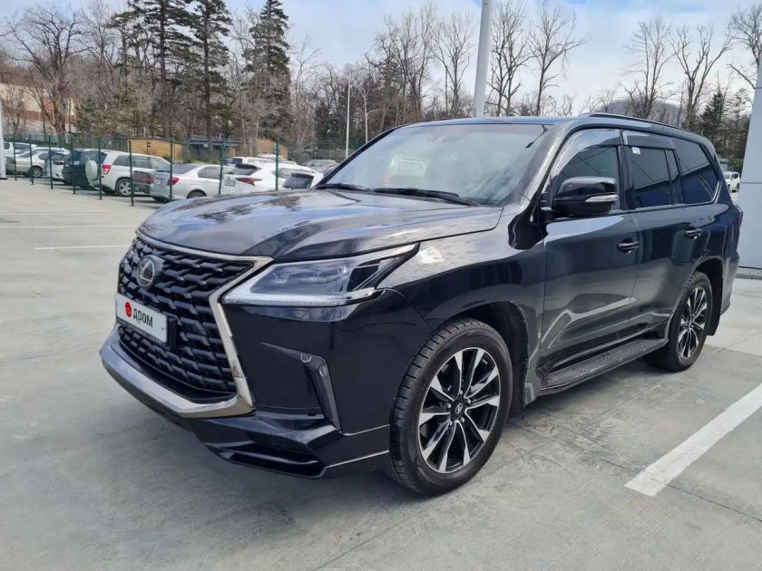 Lexus LX 570 Heritage Black Vision v8
