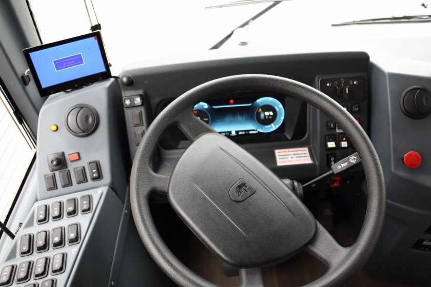 КАМАЗ 6282 кабина