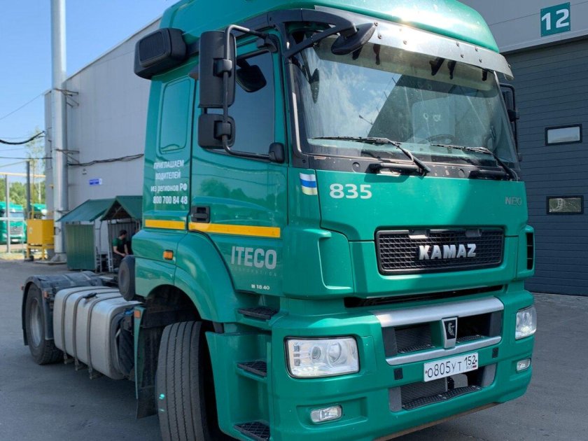КАМАЗ Neo зелёный тягач