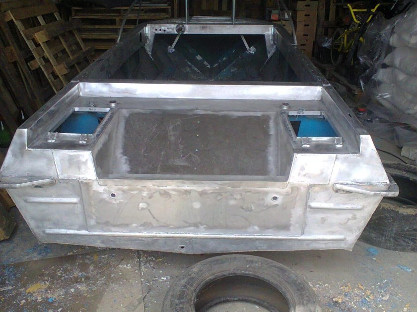 Лодка Крым самоотливной рецесс