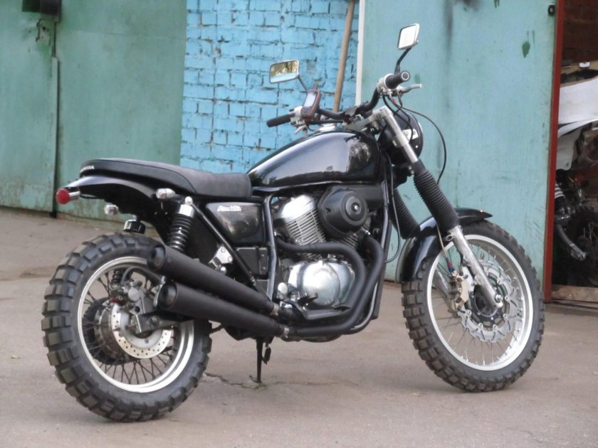 Honda VRX 400 Scrambler