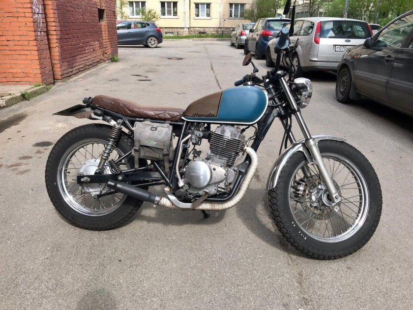 Honda cb400ss Custom