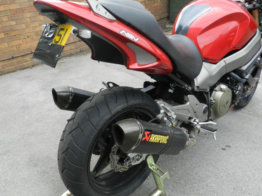 Honda x11 выхлоп