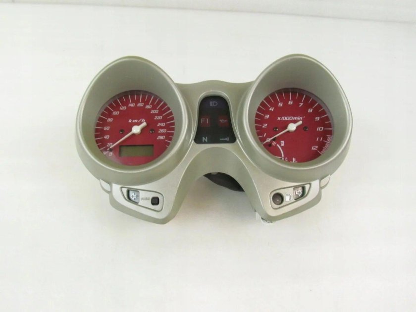 Приборная панель Suzuki GSX 600 F