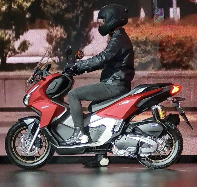 Honda ADV 160