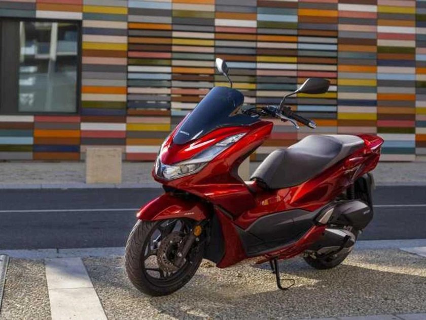 Honda PCX 125 Red