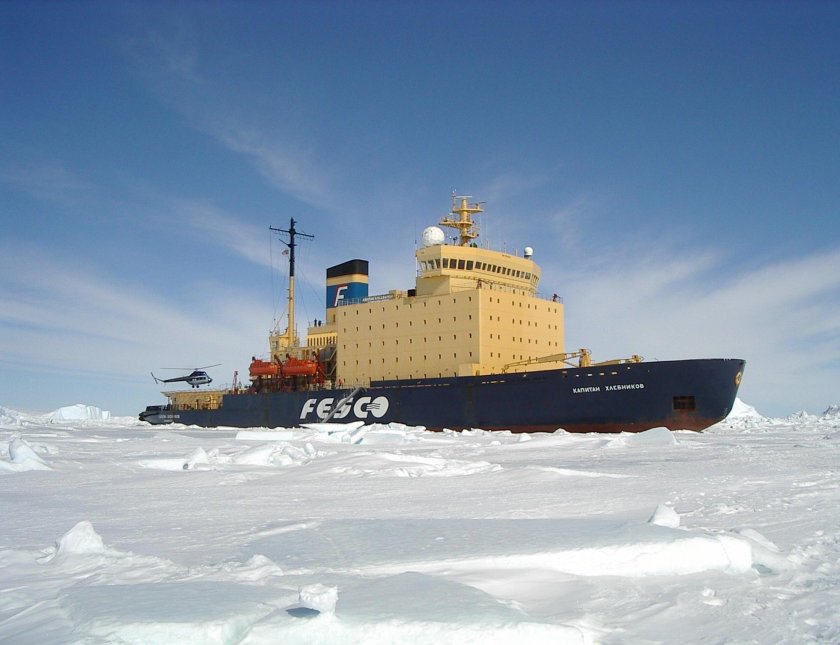 Ледокол Капитан Демидов