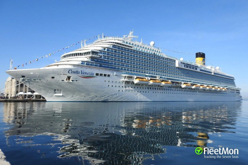 Коста Венеция лайнер