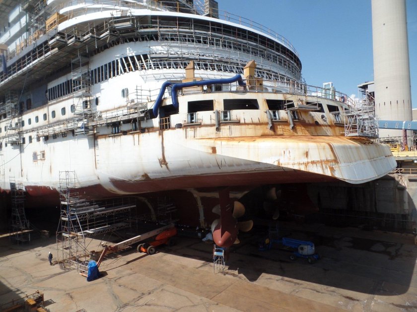 Коста Венеция лайнер