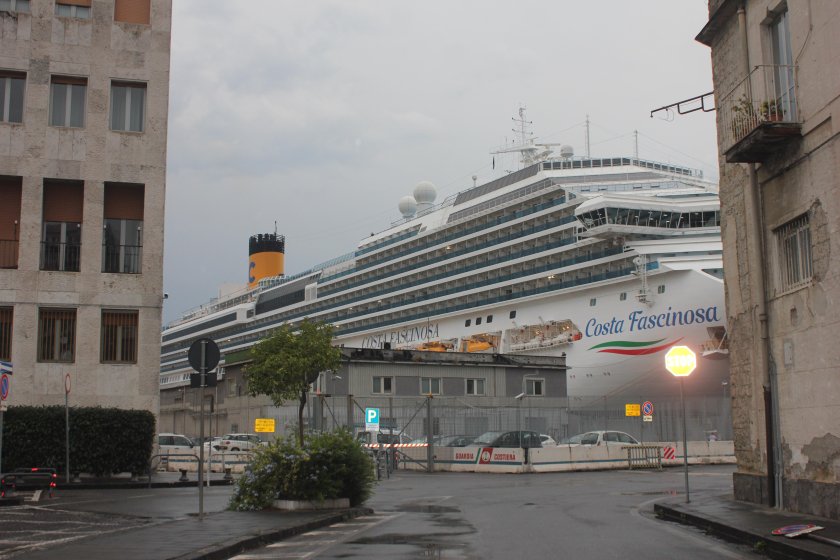 Коста Фасциноза лайнер