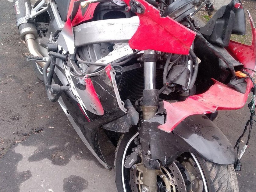 Honda CBR 250 RR разбита