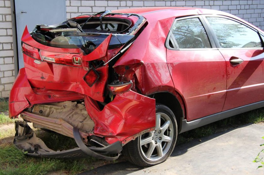 Битый Цивик 4д