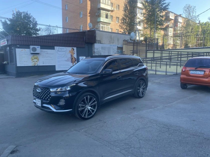 Чери Тиго 21 года