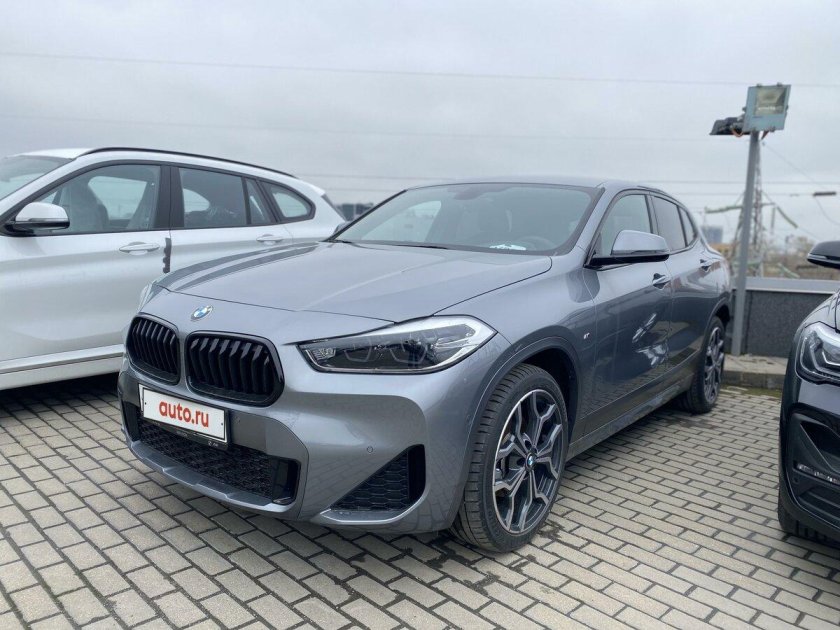 БМВ цвет жемчужно серый