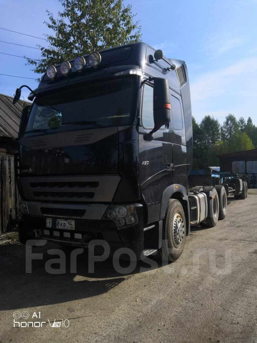 Тягач Хово а7 6х2